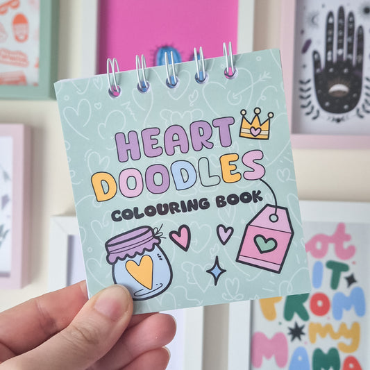 Heart Doodles Mini Colouring Book