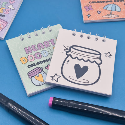 Heart Doodles Mini Colouring Book