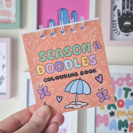 Season Doodles Mini Colouring Book