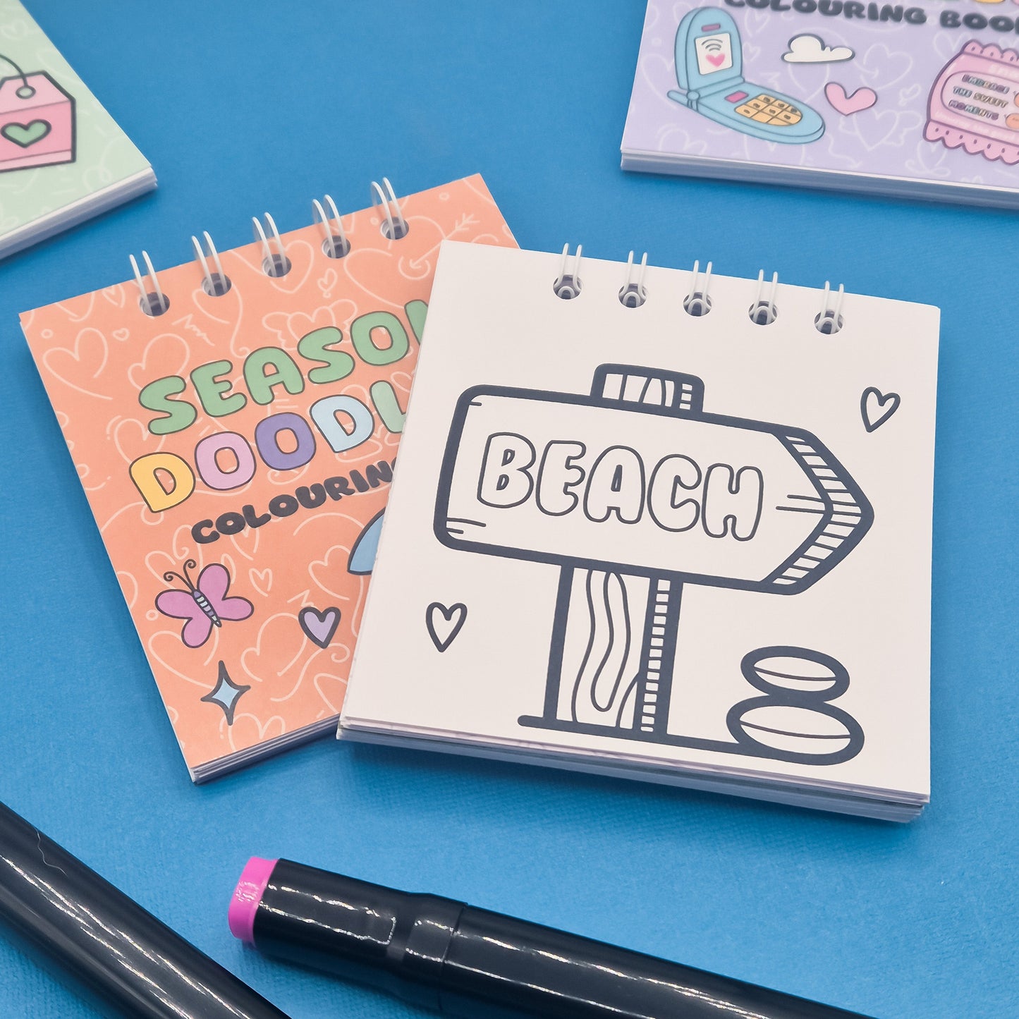 Season Doodles Mini Colouring Book